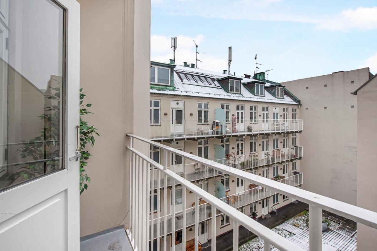 Sanders Monarch - Charming One-Bedroom Apartment With Two Balconies Копенгаген Екстер'єр фото